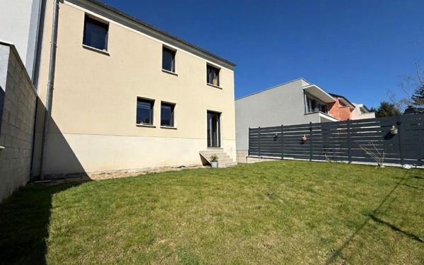 Maison à vendre    5 pièces • 109,83 m2 Villiers-sur-Marne