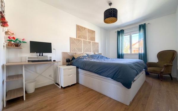 Maison à vendre    5 pièces • 109,83 m2 Villiers-sur-Marne