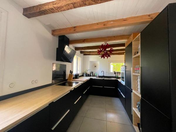 Maison plus dépendance