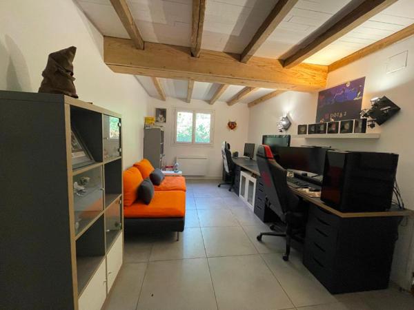 Maison plus dépendance
