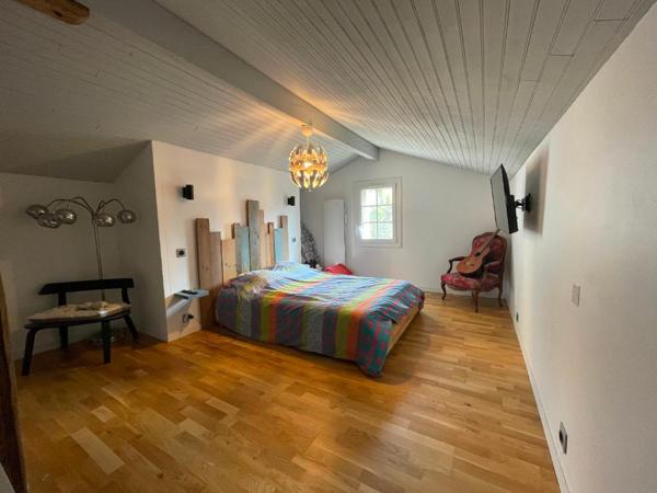 Maison plus dépendance