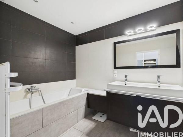 Maison à vendre 4 pièces 100 m² Pessac