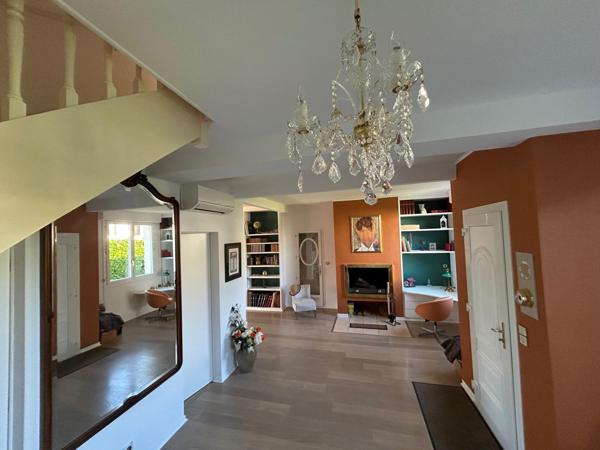 Maison de ville atypique et lumineuse – 135 m² – Marmande