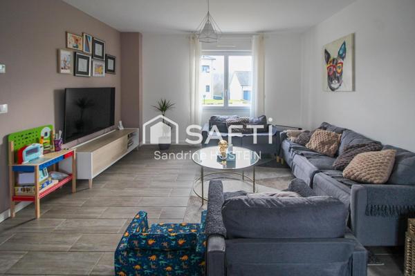 Jolie Maison Individuelle avec 4 chambres!