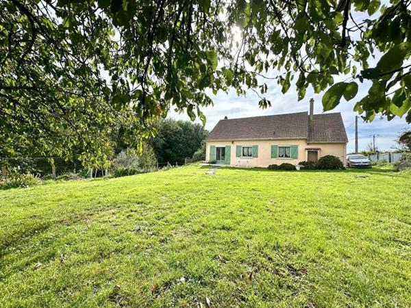 Pavillon d'environ 115m²  - Montreuil le Henri