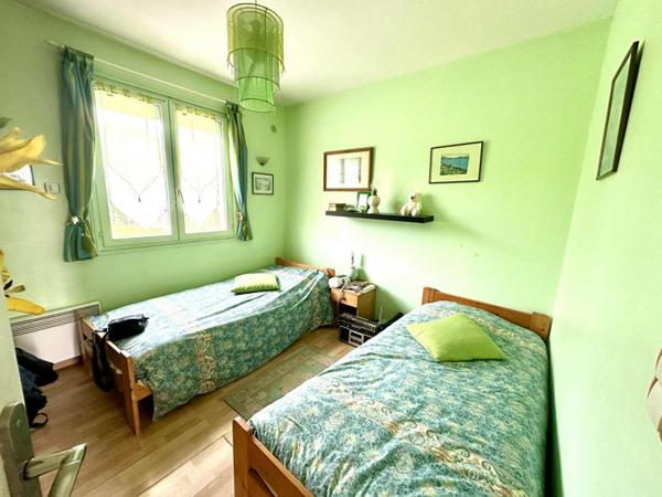 Pavillon d'environ 115m²  - Montreuil le Henri