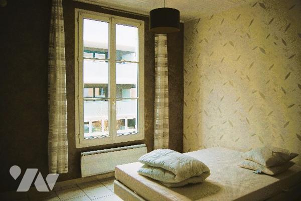 SAINT-CLOUD - Appt 2 pièces traversant 27 m2 lumineux 1er étage