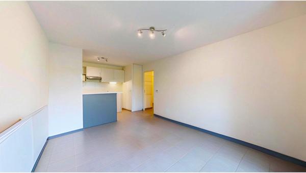 T3 lumineux,calme, gare contounement ....