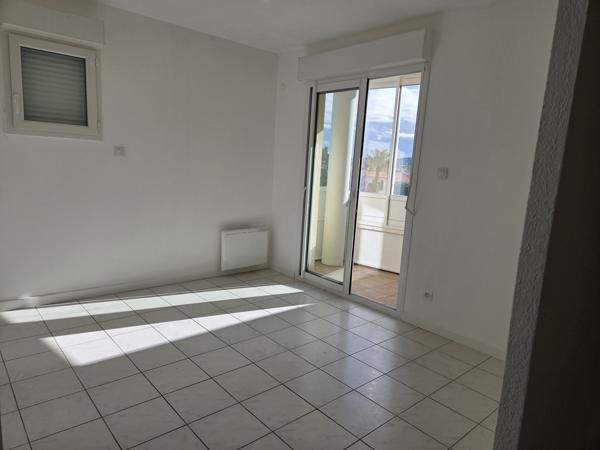 Appartement de 2003, 3 chambres, ascenseur, terrasse