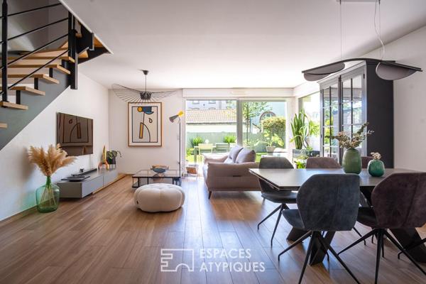 Duplex contemporain avec jardin paysagé
