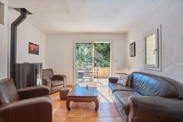 Propriété à Aix En Provence environ 120m².