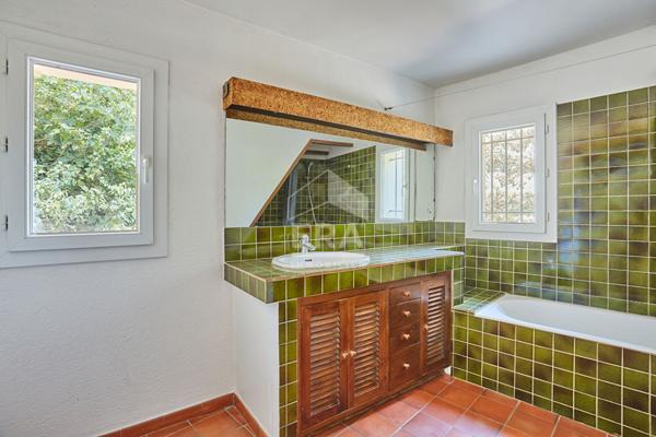 Propriété à Aix En Provence environ 120m².