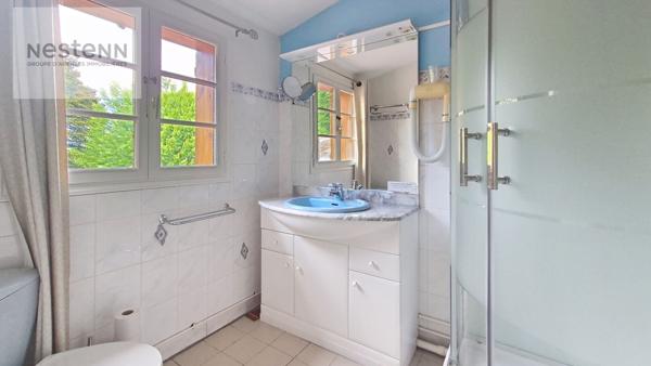 Investisseurs : Corps de Ferme activité de chambres d'hôtes sur le secteur de Wierre Effroy ( Bail en cours )