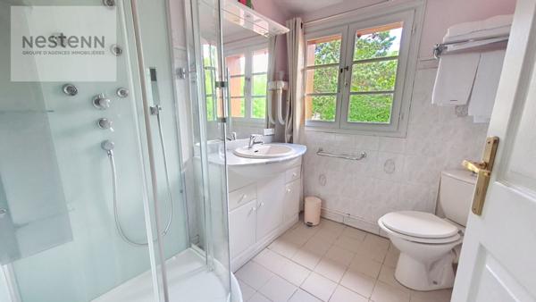 Investisseurs : Corps de Ferme activité de chambres d'hôtes sur le secteur de Wierre Effroy ( Bail en cours )