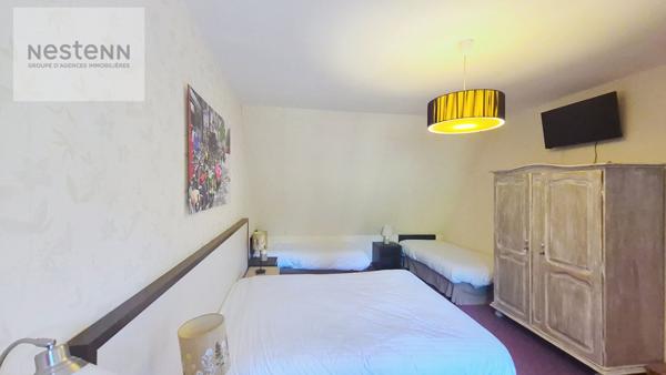 Investisseurs : Corps de Ferme activité de chambres d'hôtes sur le secteur de Wierre Effroy ( Bail en cours )