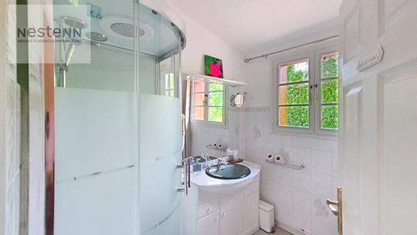 Investisseurs : Corps de Ferme activité de chambres d'hôtes sur le secteur de Wierre Effroy ( Bail en cours )