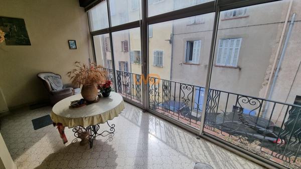 Le Muy – Maison de village avec garage – Centre-ville