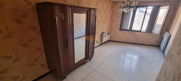 Le Muy – Maison de village avec garage – Centre-ville