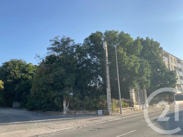 Terrain à vendre  2580 m 2   CARPENTRAS  - 84