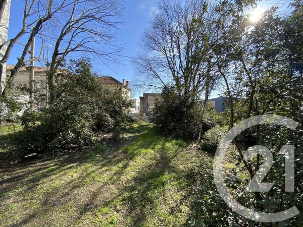 Terrain à vendre  2580 m 2   CARPENTRAS  - 84