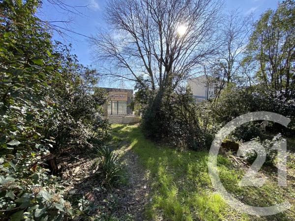 Terrain à vendre  2580 m 2   CARPENTRAS  - 84