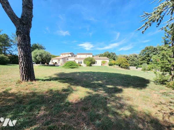 BOURG SAINT ANDEOL, VILLA AVEC PISCINE