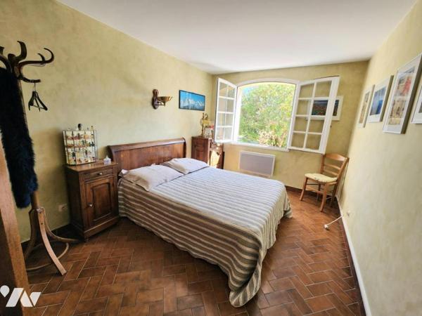 BOURG SAINT ANDEOL, VILLA AVEC PISCINE