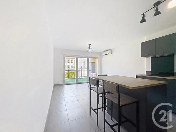 Appartement F2 à vendre  2 pièces - 57 m 2   NICE  - 06