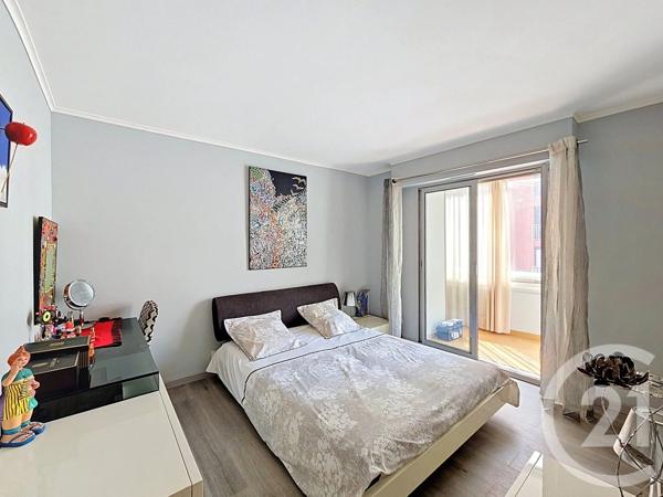 Appartement F2 à vendre  2 pièces - 57 m 2   NICE  - 06