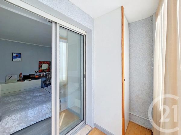 Appartement F2 à vendre  2 pièces - 57 m 2   NICE  - 06