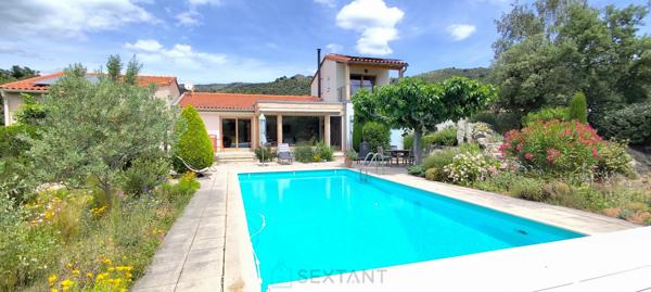 Maison de caractère entièement rénovée avec gîte, chambre d'hôtes, piscine et revenus locatifs