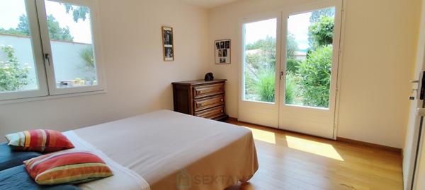 Maison de caractère entièement rénovée avec gîte, chambre d'hôtes, piscine et revenus locatifs