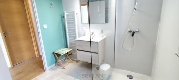 Maison de caractère entièement rénovée avec gîte, chambre d'hôtes, piscine et revenus locatifs