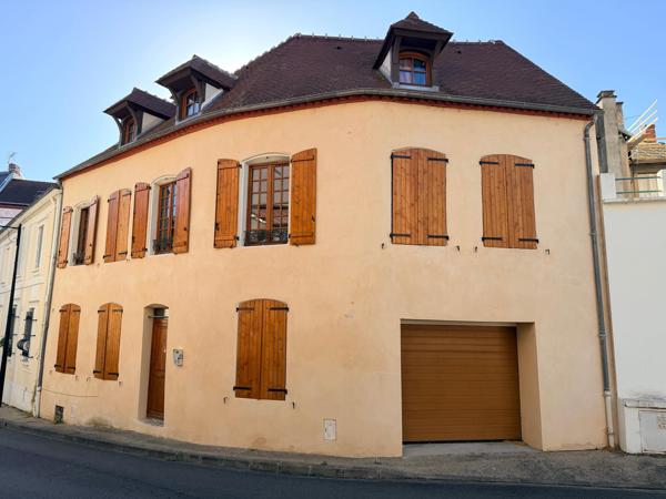 ImmeubleDans le Vieux Vichy