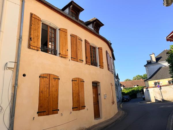 ImmeubleDans le Vieux Vichy