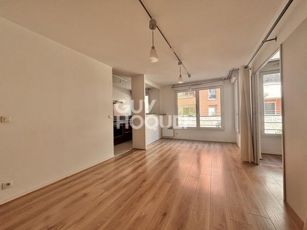 SECTEUR RER C / SAINT-OUEN - 3 PIÈCES - 56 M² - PARKING