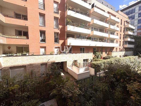 SECTEUR RER C / SAINT-OUEN - 3 PIÈCES - 56 M² - PARKING