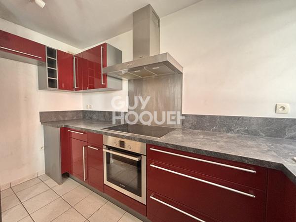 SECTEUR RER C / SAINT-OUEN - 3 PIÈCES - 56 M² - PARKING