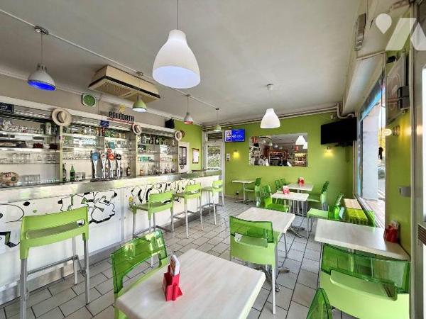 Immeuble à Vendre à Troyes (10000) en Aube (10)

Immeuble mixte d'une surface totale d'enviro...