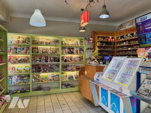 Immeuble à Vendre à Troyes (10000) en Aube (10)

Immeuble mixte d'une surface totale d'enviro...