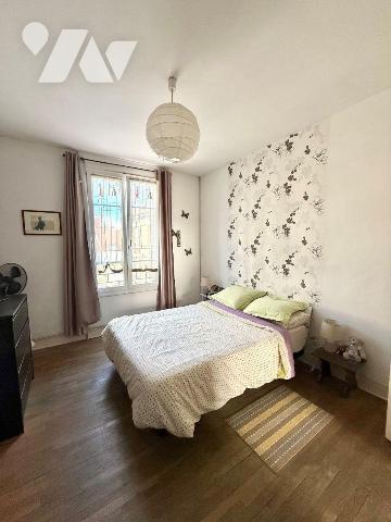 Immeuble à Vendre à Troyes (10000) en Aube (10)

Immeuble mixte d'une surface totale d'enviro...