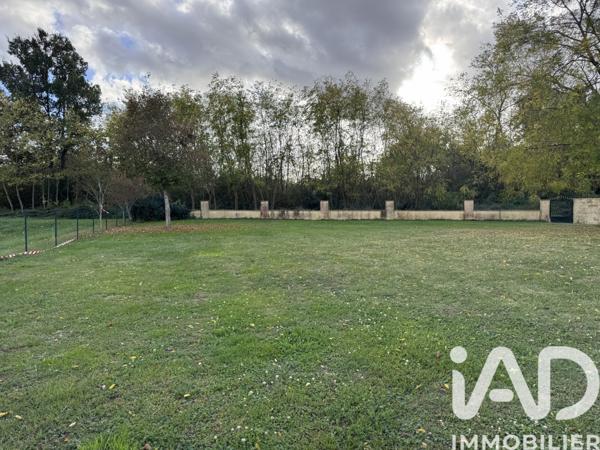 Maison à vendre 6 pièces 202 m² Saint-Étienne-de-Tulmont