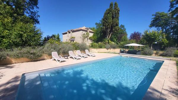 Manoir du XIII ème siècle, 330 m², 6 suites, 1 gîte et des vues époustouflantes
