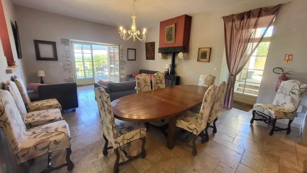 Manoir du XIII ème siècle, 330 m², 6 suites, 1 gîte et des vues époustouflantes