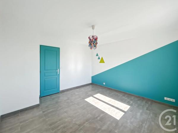 Maison à vendre  6 pièces - 149,85 m 2   BANDOL  - 83