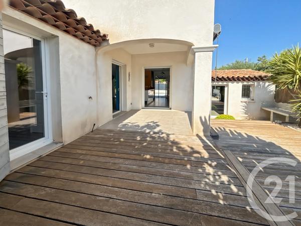 Maison à vendre  6 pièces - 149,85 m 2   BANDOL  - 83