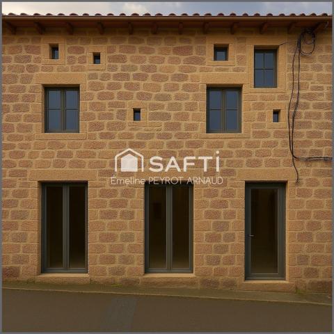 Maison en pierre à rénover au cœur du village de Quintenas