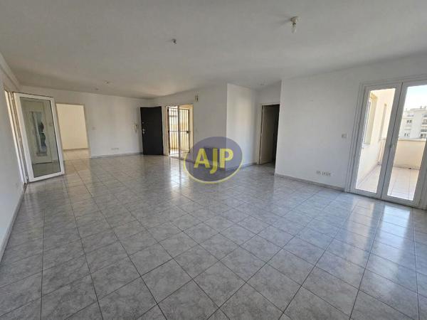 Appartement à vendre Saint Gilles Croix De Vie - 3 pièces, 78m² avec 2 chambre(s) à 253 125€ - AJP Immobilier St-Gilles-Croix-de-Vie