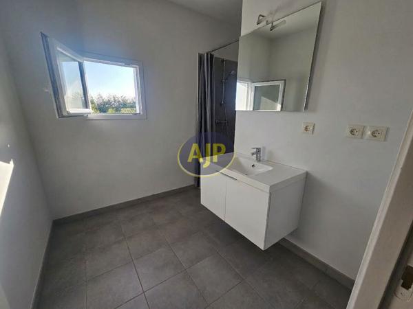Appartement à vendre Saint Gilles Croix De Vie - 3 pièces, 78m² avec 2 chambre(s) à 253 125€ - AJP Immobilier St-Gilles-Croix-de-Vie