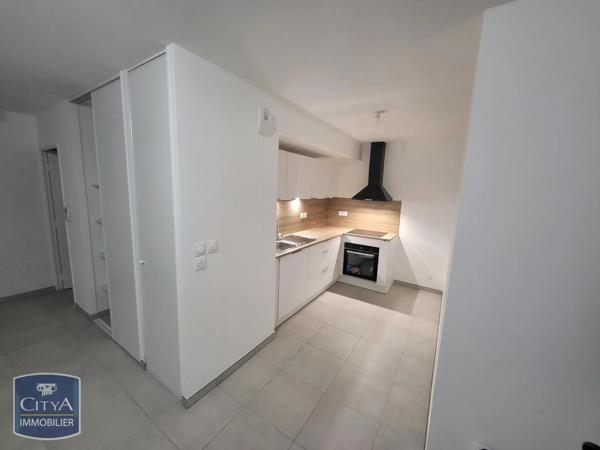 Appartement à louer 2 pièces 47.01m² Lyon 8e Arrondissement (69008)